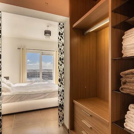 Malta - Panoramic Penthouse Appartement Sliema