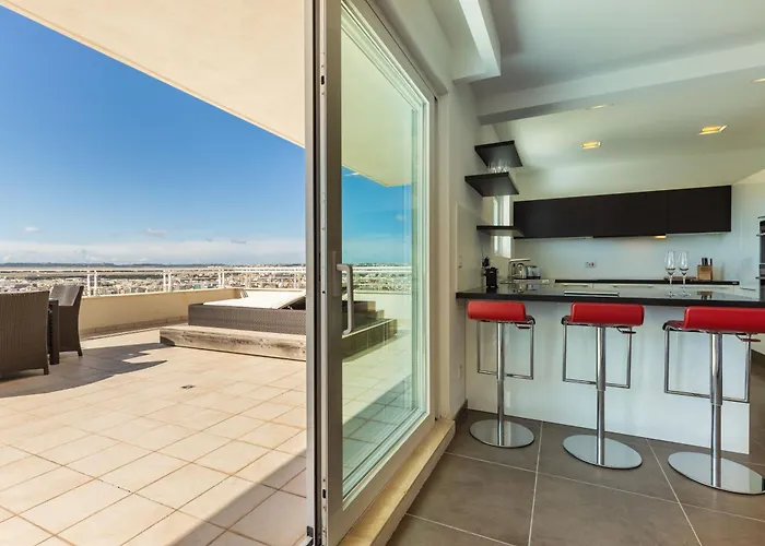 Malta - Panoramic Penthouse * Sliema