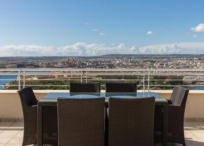 Malta - Panoramic Penthouse Appartamento Sliema