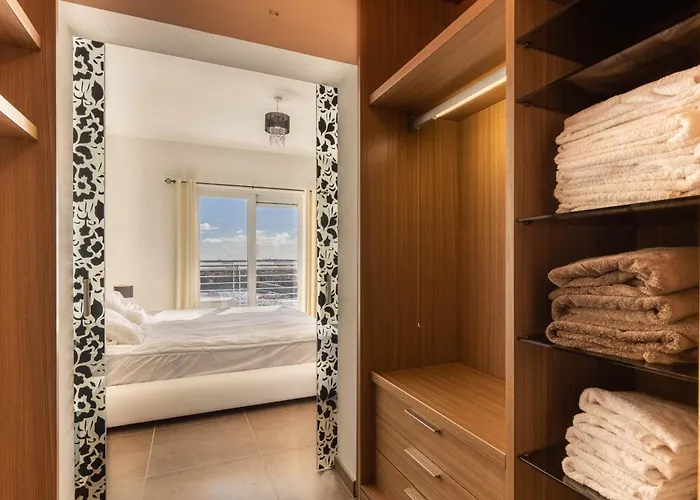 Malta - Panoramic Penthouse Appartamento Sliema