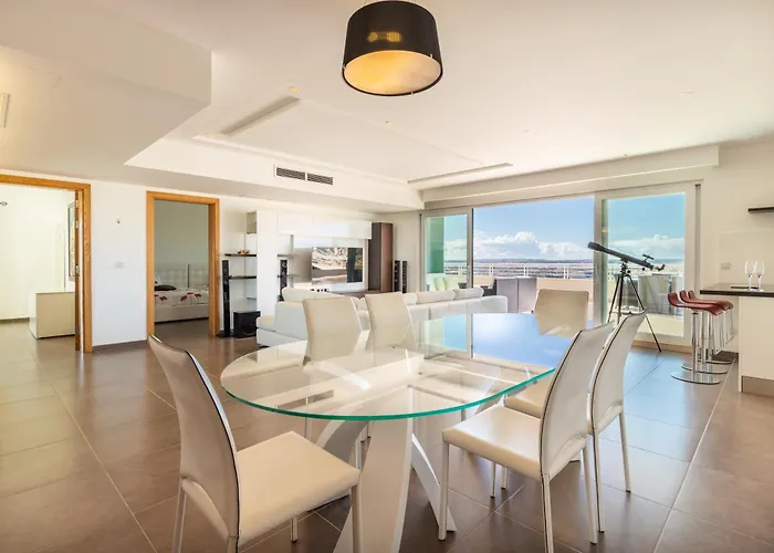 Malta - Panoramic Penthouse
