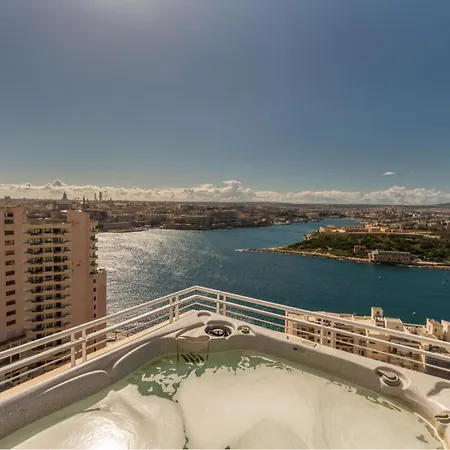 Malta - Panoramic Penthouse * Sliema