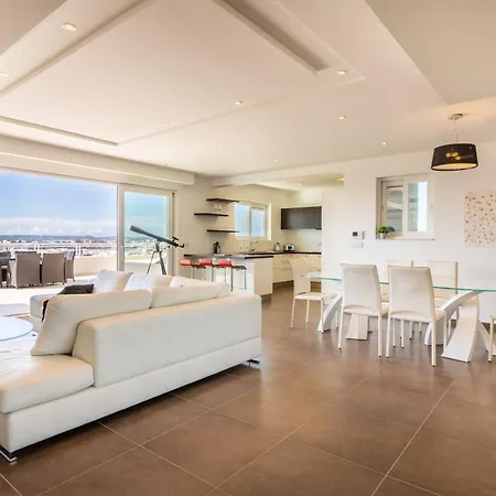 Malta - Panoramic Penthouse *